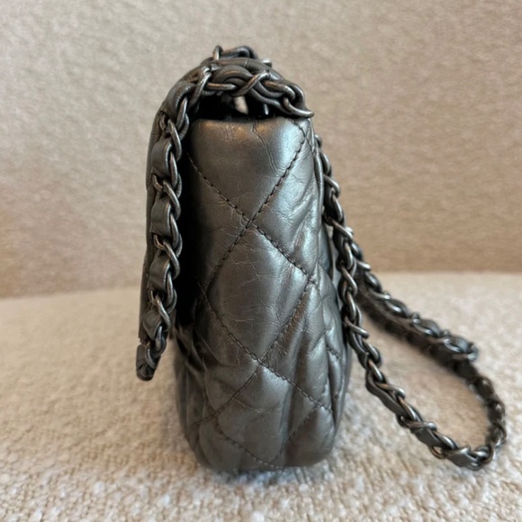 Authentic Chanel Grey CC Chain Me Timeless Flap Lambskin Leather Shoulder Bag - Picture 3 of 13